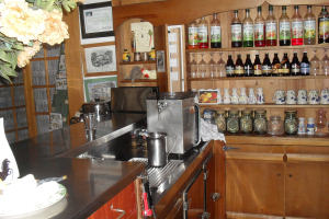 Le bar du Refuge du Moure (Lozère)