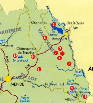 Carte des randonnées pédestres autour du Refuge du Moure, Lozère