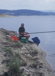Pêche au coup sur le Lac de Naussac, Lozère